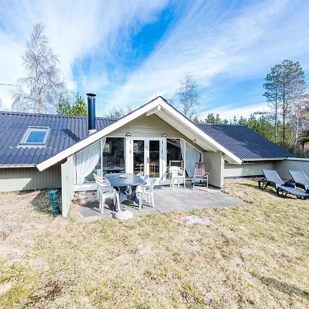 Holiday Henne Xxxiii Feriehus *