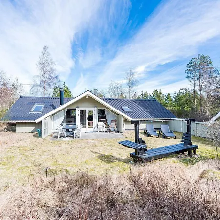 Holiday Henne Xxxiii Feriehus